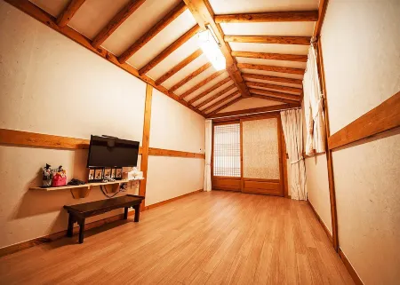 Jeongga Hanok