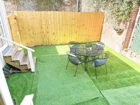 NEW NEW NEW Precious Cottage in Historic Downtown Отели в г. Натчез