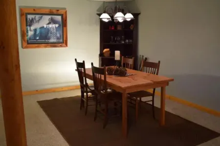 Mtn Retreat: Hike ,Hot Tub, Explore CO, Ski, Relax