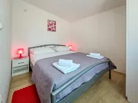 Nancy - 4-Star