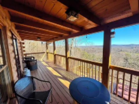 Above & Beyond - Cabin w/ Massive Views Near Helen