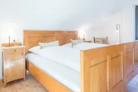 FRENES - apartment in a  historic Villa Hotels in Campo Tures