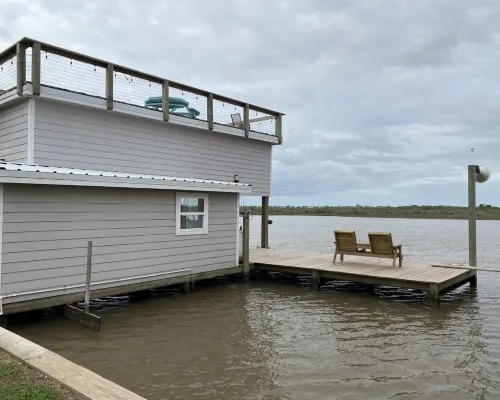 Caney Creek Fishing Lodge Hotels in Sargent