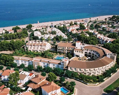 Hotel Pino Alto by Alegria Hotels near Cala Bot