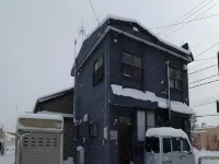 Guest House Hakodate Crossroad – Hostel Hotel dekat JR Shin-Hakodate-Hokuto station