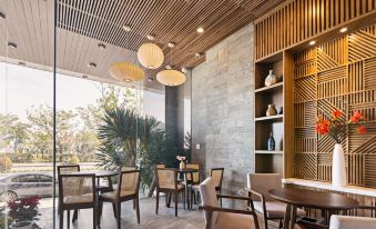 Hoang Thinh Apartment: Urban Serenity, Perfect for Relaxation in Da Nang