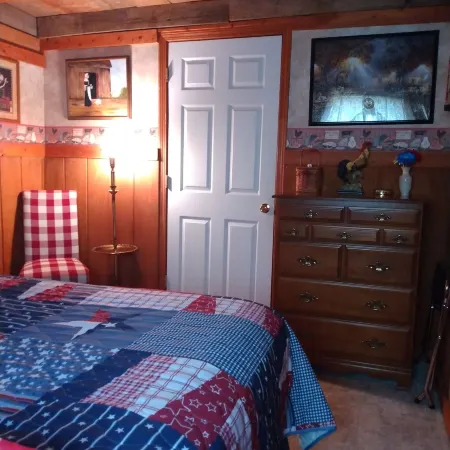 Kennedys Red Barn Inn