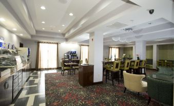 Holiday Inn Express & Suites Morrilton