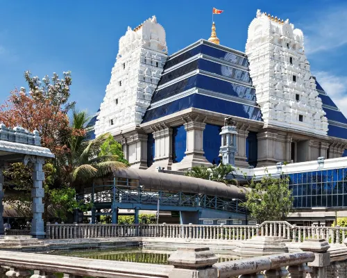 Fairfield by Marriott Bengaluru Rajajinagar Экстерьер Photos