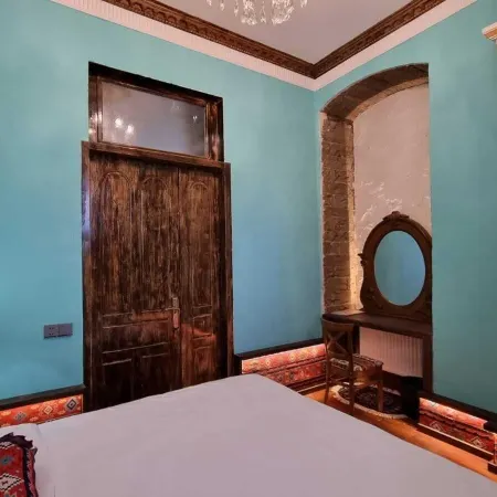 Apartments History 1870