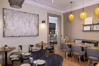 Hôtel le Fer à Cheval Hotels in Trouville-sur-Mer