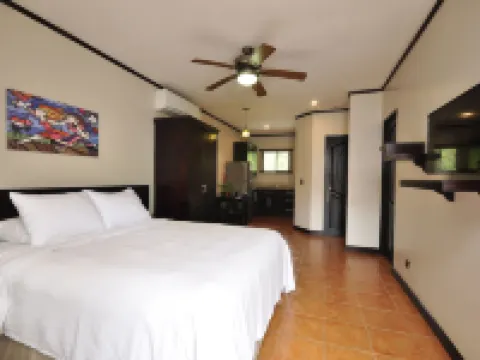 ホテル コロノ ビーチ ココのホテル