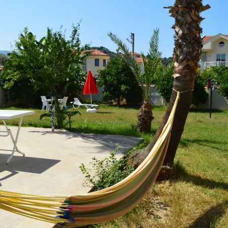 Erasmus Apart Hotel