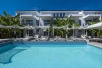 Adonis Luxury Village - piscina
