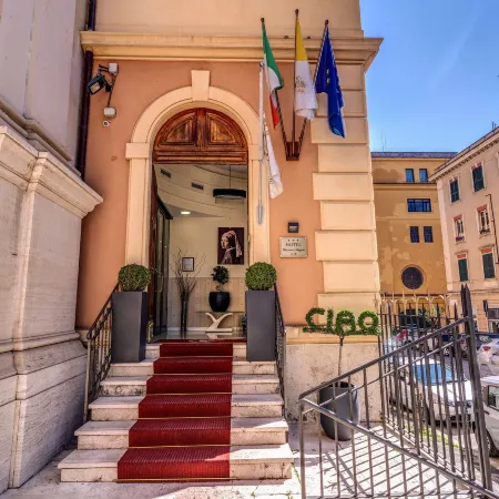 Hotel Ottaviano Augusto Отели рядом с достопримечательностью «Станция метро Cipro»