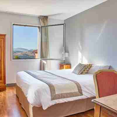 Le Place Neuve hôtel restaurant Rooms