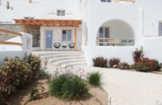 Naxos Earth Suites
