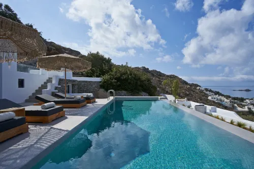 Hill Club Naxos - فلل