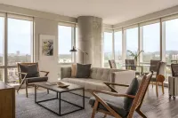 Sonder Pierce Boston Apartments Fenway Hotels near Museum of Fine Arts, Boston