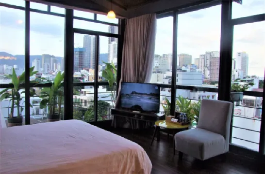 オアシス ホテル & アパートメント