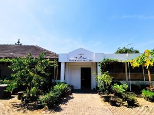 Museum Batik Hotel
