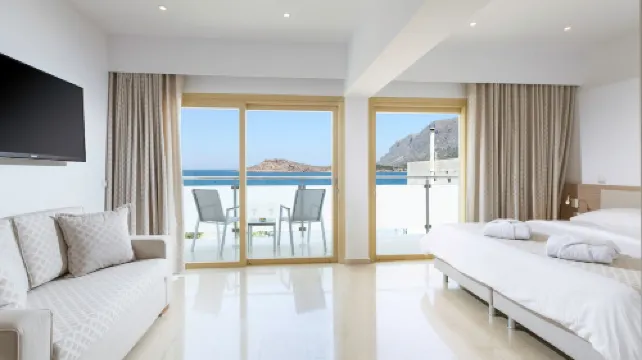 Zephyros Hotel