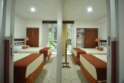 Novo Hotel & Suite Hotels near Military Museum of the Armed Forces of El Salvador