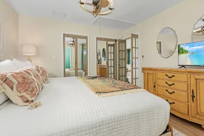 149 Pearl St. 2臥室家庭由RedAwning提供 Pink Shell Beach Resort & Marina附近的飯店