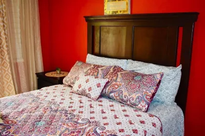 New Kingston Guest Apartment at Chelsea Hotel a 