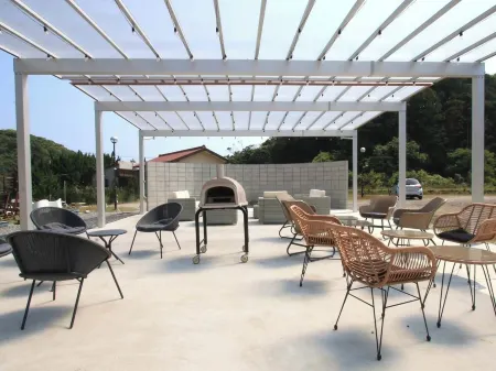 Sloth Glamping Отели рядом с достопримечательностью «Eboshidake Observatory»