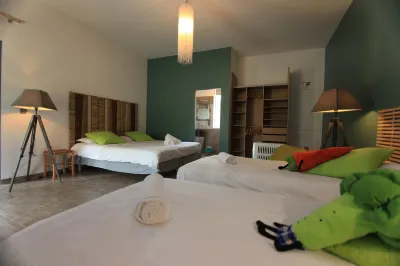 Hôtel Ascosa Aventure Hotels in Lama