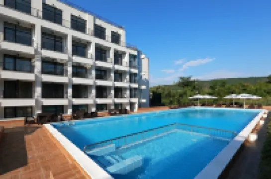 White Rock Castle Suite Hotel & Spa