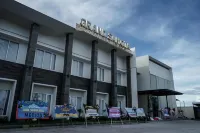 Grand Samota Hotel Hotels in Labuhan Badas