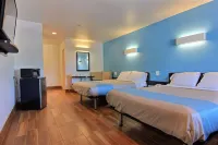 Motel 6 Rockport, TX - Beach