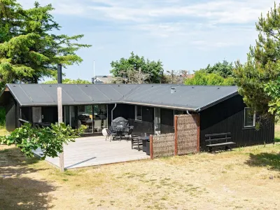 8 Person Holiday Home in Hjorring-by Traum
