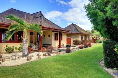Aloha Spirit Maui 2 Bedroom Home by RedAwning