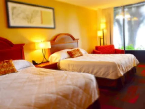 Crystal Cove Riverfront Resort Hotels in Putnam County