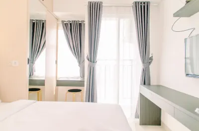 Restful and Comfy Studio at Serpong Garden Apartment Hotels in Cibogo