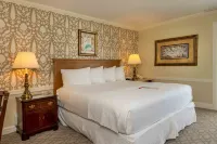 Perry Hotel Hotels in Petoskey