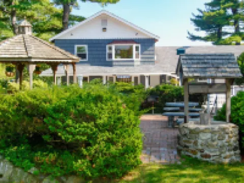 Kittery Inn & Suites Hotels in Kittery