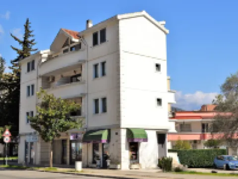 Yeshill Apart & Studio Hotels in Budva