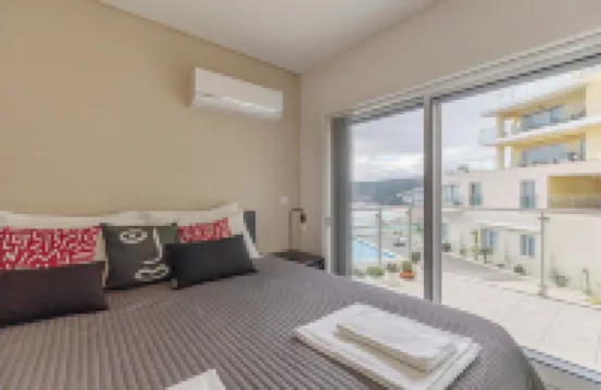 Cliffs Apartment - Astonishing Bay View