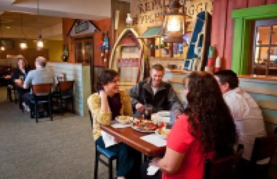 Big Splash Adventure 室內水上樂園暨度假村