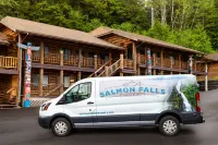 Salmon Falls Resort