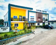 Lovek Condos - 3-Star