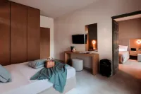 Chronos Hotel