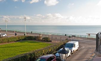 Hamptons Brighton