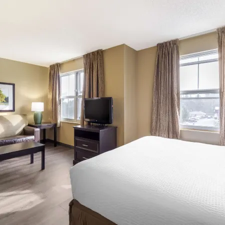 Extended Stay America Suites - Seattle - Everett - Silverlake Отели в г. Эверетт