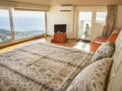 Viva B&B Hotels in Saronikos