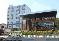 Primera Place Hotels in Khlong Kluea
